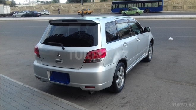 Mitsubishi Airtrek 2003, 145,000 km - 2.0 л - Bakı