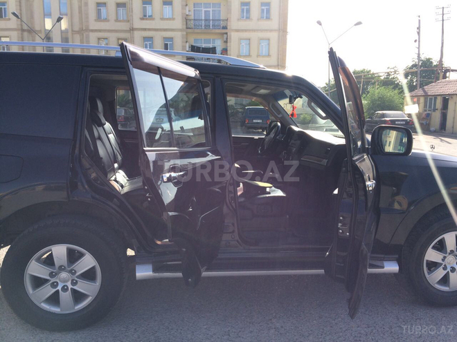 Mitsubishi Pajero 2008, 109,761 km - 3.0 l - Bakı