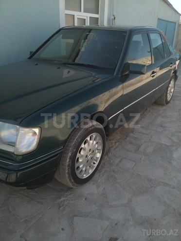 Mercedes E 220 1995, 308,255 km - 2.2 л - Bakı