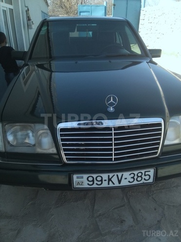 Mercedes E 220 1995, 308,255 km - 2.2 л - Bakı