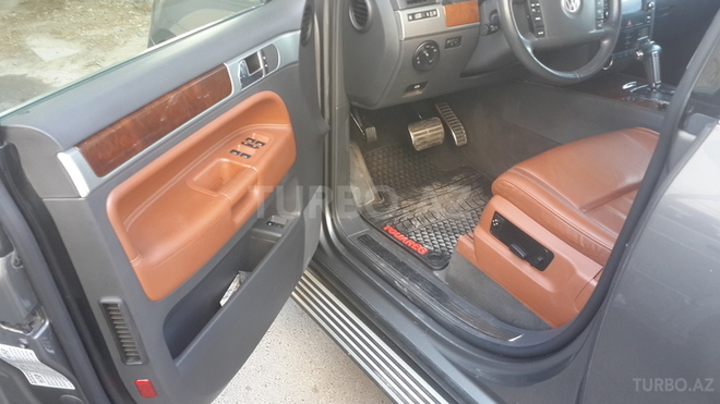 Volkswagen Touareg 2008, 85,000 km - 4.2 л - Bakı