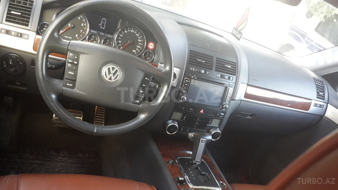 Volkswagen Touareg 2008, 85,000 km - 4.2 л - Bakı
