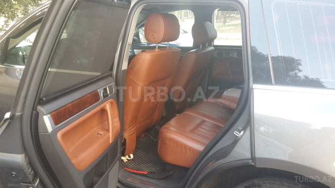 Volkswagen Touareg 2008, 85,000 km - 4.2 л - Bakı