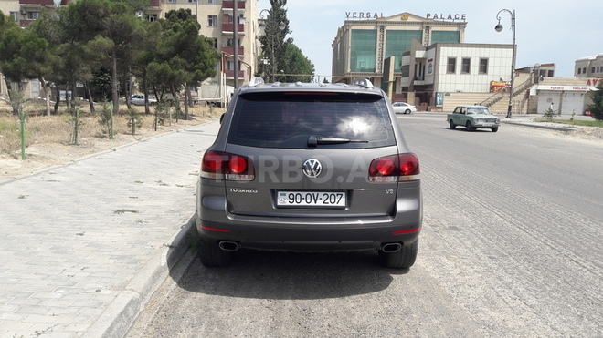 Volkswagen Touareg 2008, 83,000 km - 4.2 l - Bakı