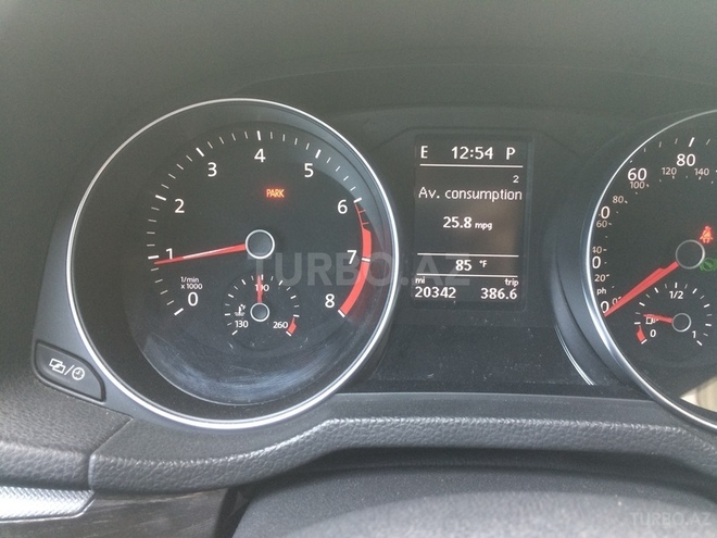Volkswagen Passat 2015, 20,343 km - 1.8 l - Bakı