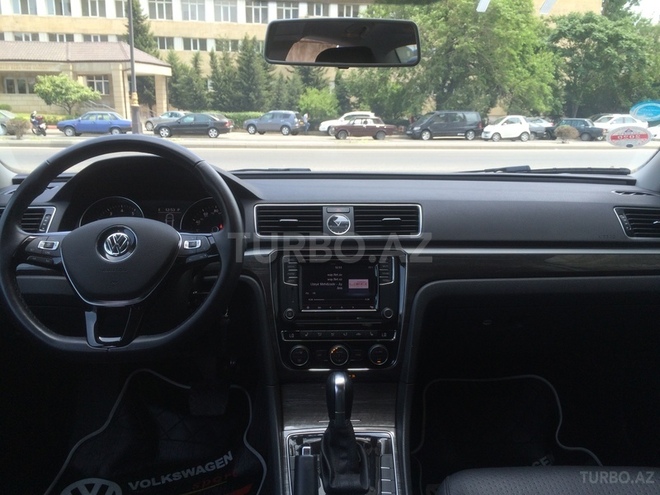 Volkswagen Passat 2015, 20,343 km - 1.8 l - Bakı