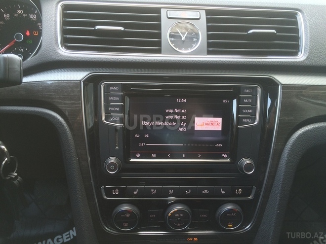 Volkswagen Passat 2015, 20,343 km - 1.8 l - Bakı