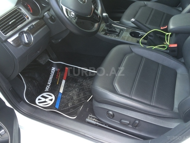 Volkswagen Passat 2015, 20,343 km - 1.8 l - Bakı