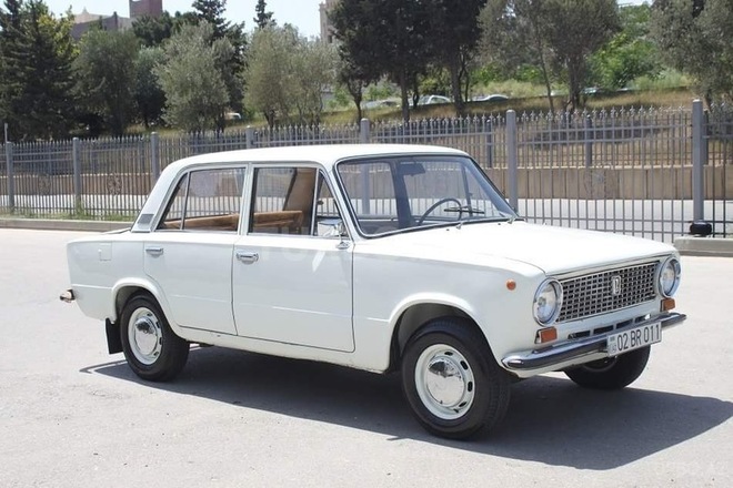 LADA (VAZ) 21011 1986, 800,000 km - 1.3 l - Bakı