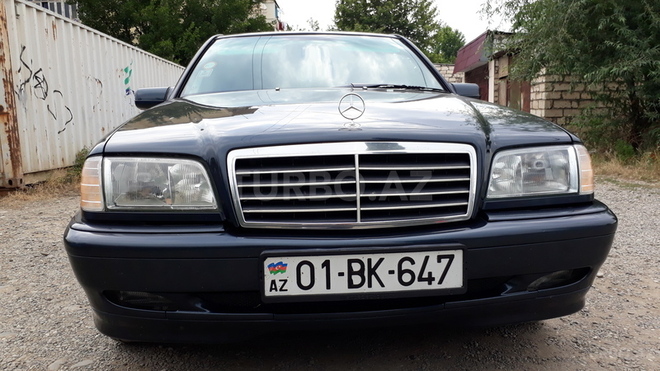 Mercedes C 180 1997, 300,000 km - 1.8 л - Qazax