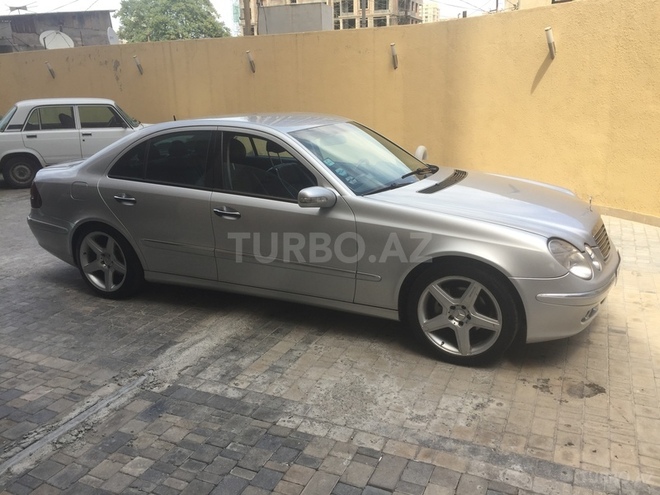 Mercedes E 270 2002, 238,152 km - 2.7 l - Bakı