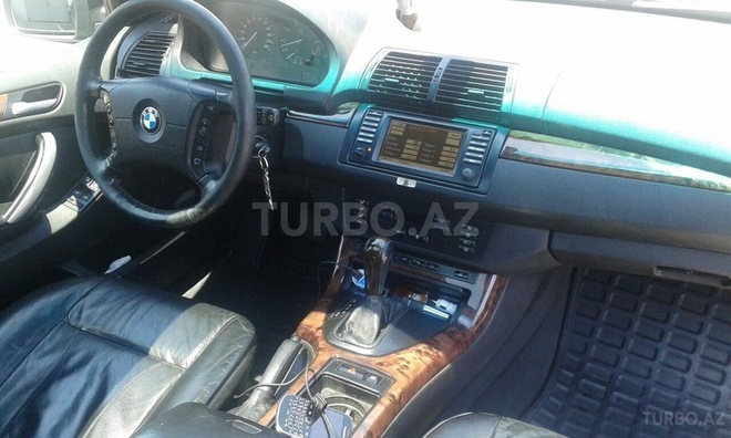 BMW X5 2006, 330,000 km - 4.4 l - Bakı