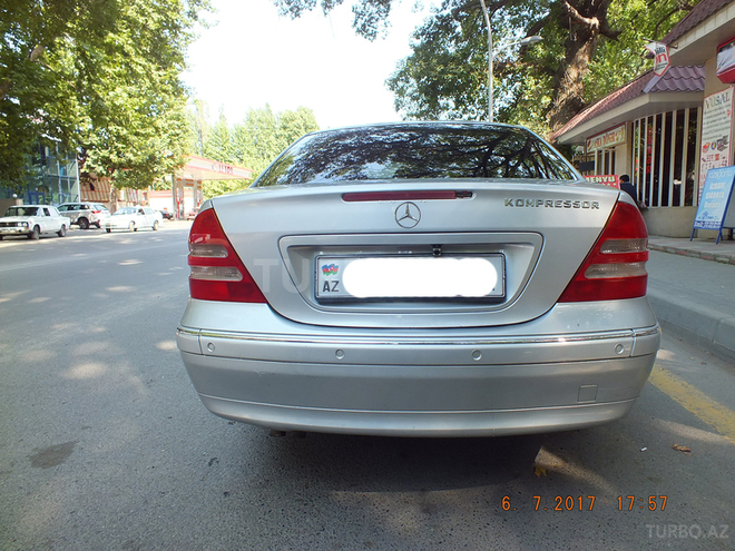 Mercedes C 200 2000, 270,000 km - 2.0 l - Mingəçevir
