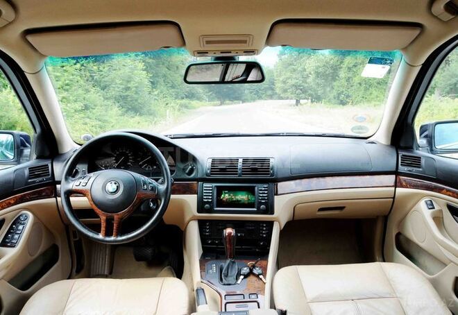 BMW 525 2001, 250,000 km - 2.5 л - İsmayıllı