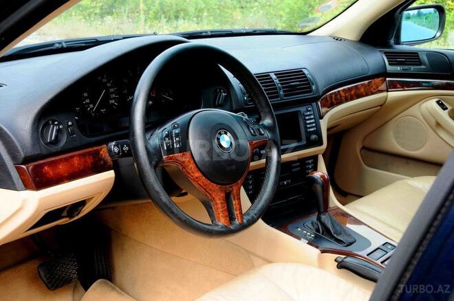 BMW 525 2001, 250,000 km - 2.5 л - İsmayıllı