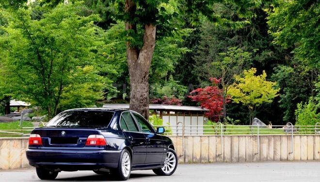BMW 525 2001, 250,000 km - 2.5 л - İsmayıllı