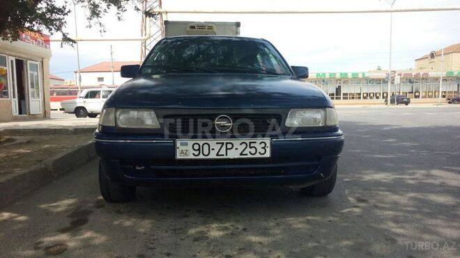 Opel Astra 1994, 339,255 km - 1.8 l - Sumqayıt