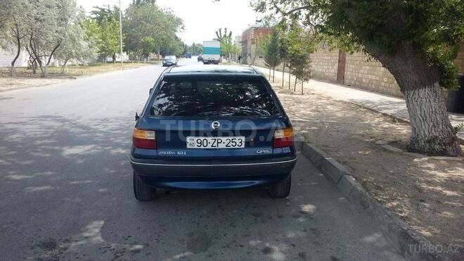 Opel Astra 1994, 339,255 km - 1.8 l - Sumqayıt