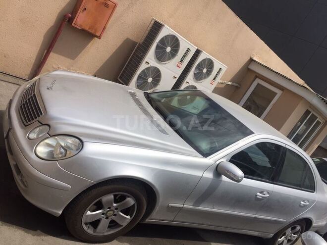 Mercedes E 220 2005, 304,000 km - 2.2 l - Bakı