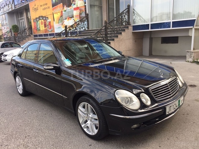 Mercedes E 350 2005, 19,200 km - 3.5 l - Bakı