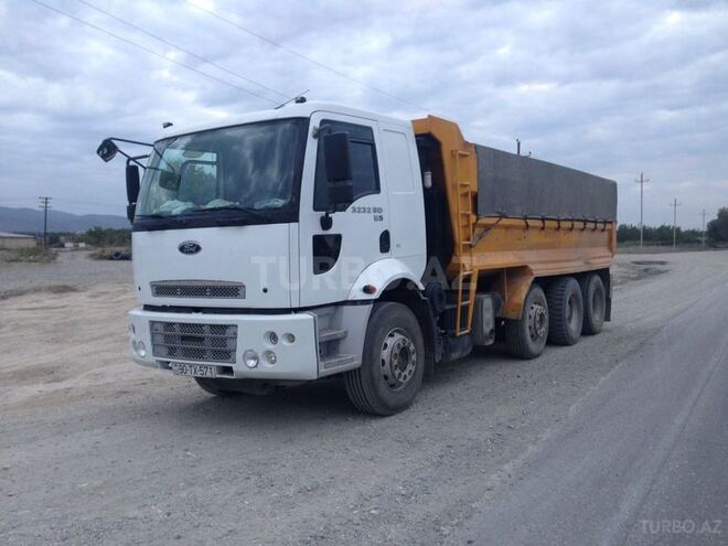 Ford Cargo 2011, 110,000 km - 7.4 л - Bakı