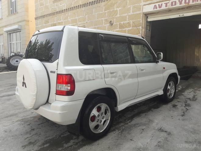 Mitsubishi Pajero io 1999, 215,000 km - 1.8 l - Yevlax