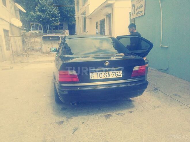 BMW 318 1992, 500,000 km - 1.8 л - Bakı