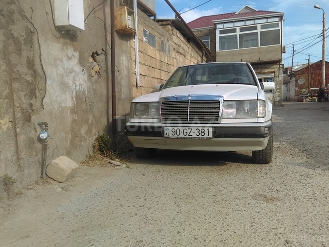 Mercedes E 200 1991, 343,434 km - 2.2 l - Bakı