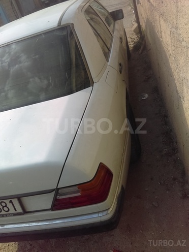 Mercedes E 200 1991, 343,434 km - 2.2 l - Bakı
