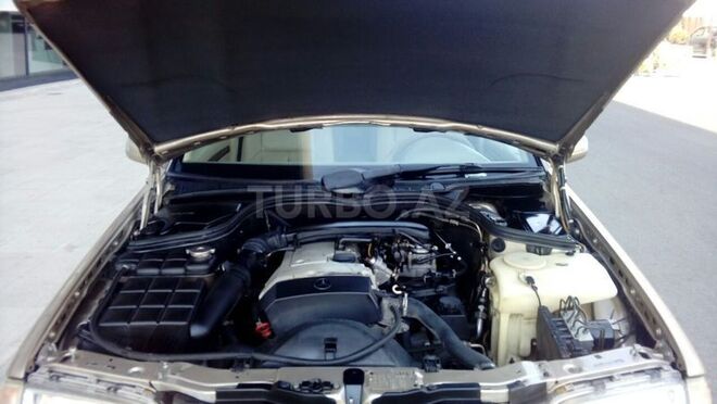 Mercedes C 230 2000, 116,000 km - 2.3 l - Bakı
