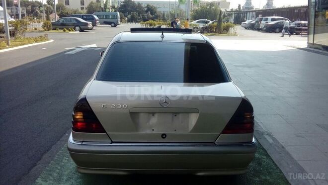 Mercedes C 230 2000, 116,000 km - 2.3 l - Bakı