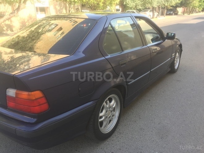 BMW 320 1995, 150,000 km - 2.0 l - Bakı
