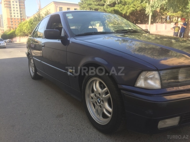 BMW 320 1995, 150,000 km - 2.0 l - Bakı