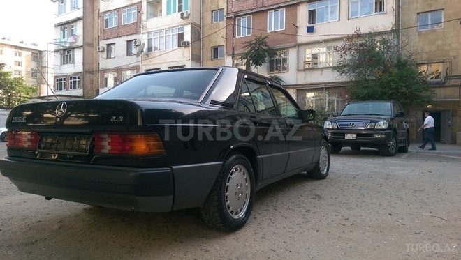 Mercedes 190 1992, 233,000 km - 2.3 l - Bakı