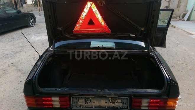 Mercedes 190 1992, 233,000 km - 2.3 l - Bakı