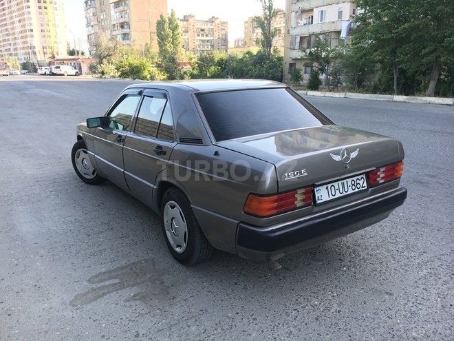 Mercedes 190 1990, 300,000 km - 2.0 l - Bakı