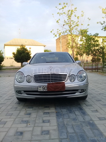 Mercedes E 320 2004, 303,000 km - 3.2 l - Sumqayıt