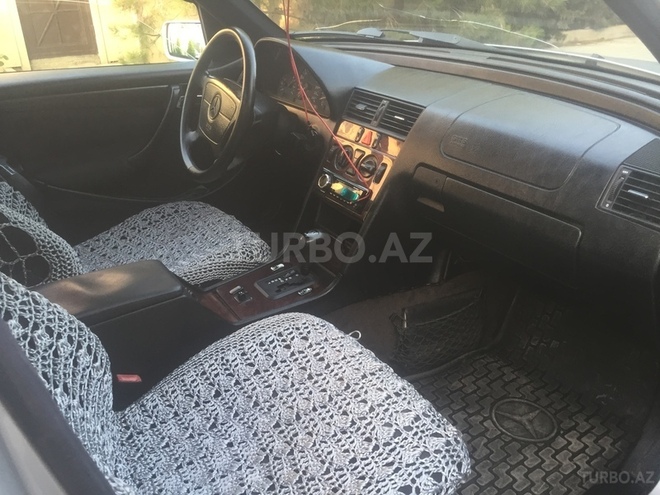 Mercedes C 180 1998, 220,000 km - 1.8 l - Bakı