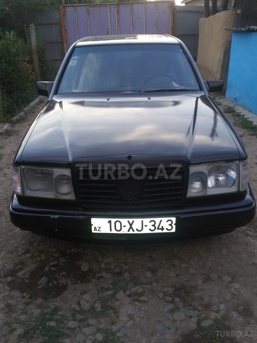 Mercedes E 260 1986, 360,000 km - 2.6 л - Masallı