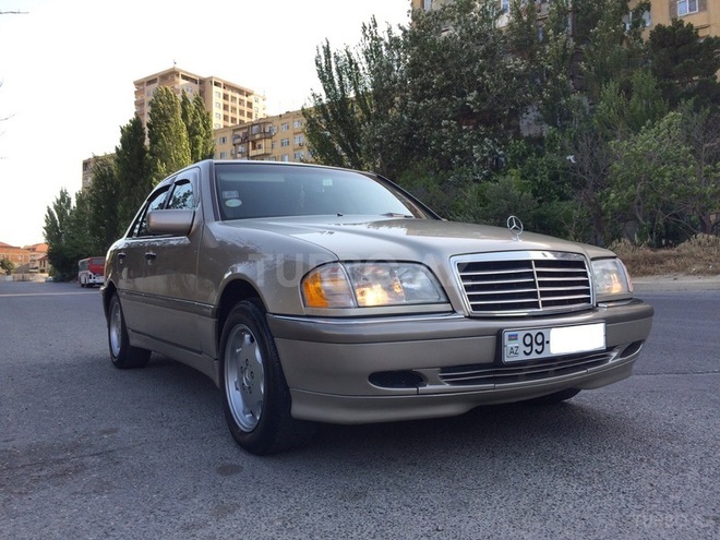 Mercedes C 230 1999, 150,888 km - 2.3 л - Bakı
