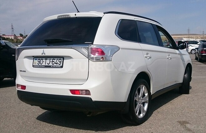 Mitsubishi Outlander 2013, 100,000 km - 2.4 l - Bakı