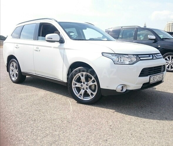 Mitsubishi Outlander 2013, 100,000 km - 2.4 l - Bakı
