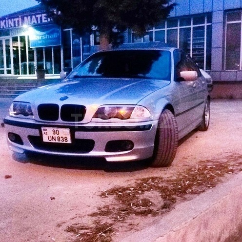 BMW 320 2001, 235,000 km - 2.2 л - Bakı