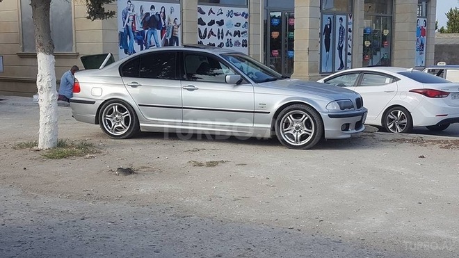 BMW 320 2001, 235,000 km - 2.2 л - Bakı