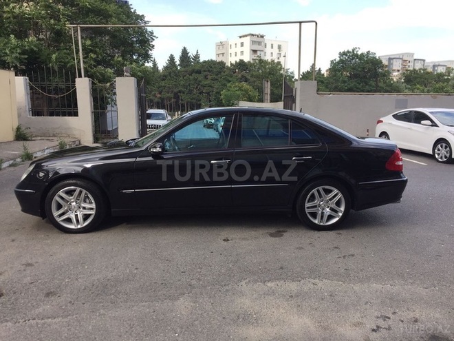 Mercedes E 350 2005, 192,000 km - 3.5 l - Bakı