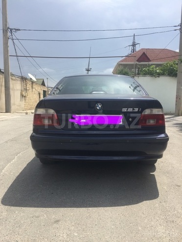 BMW 523 1998, 234,000 km - 2.5 л - Bakı