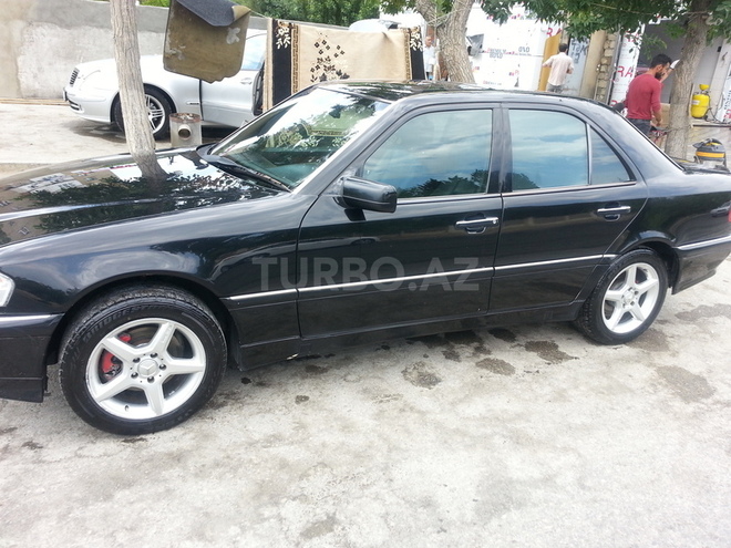 Mercedes C 230 1998, 180,000 km - 2.3 l - Bakı