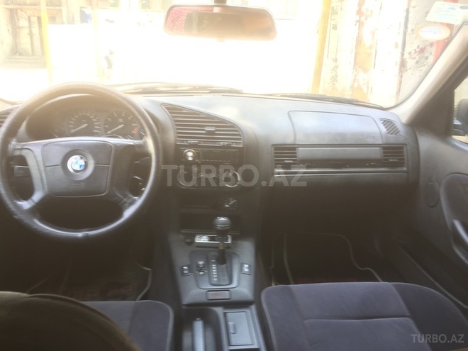 BMW 320 1995, 150,000 km - 2.0 l - Bakı