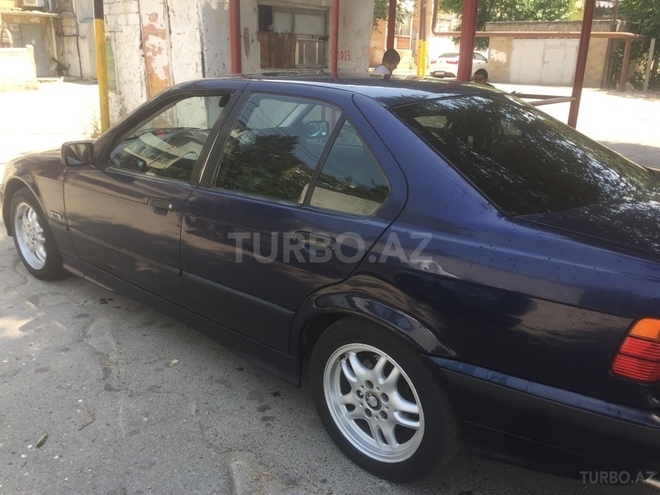 BMW 320 1995, 150,000 km - 2.0 l - Bakı