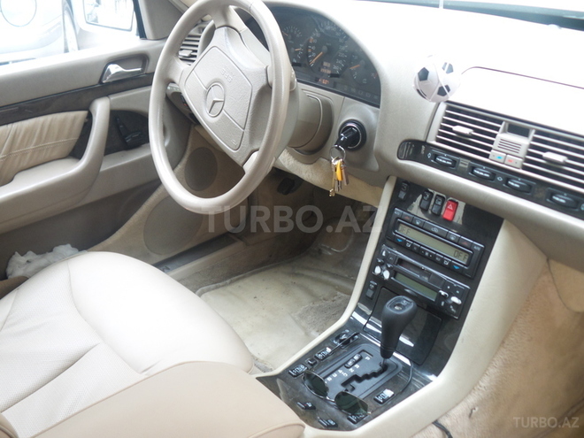 Mercedes S 320 1997, 300,000 km - 3.5 л - Bakı